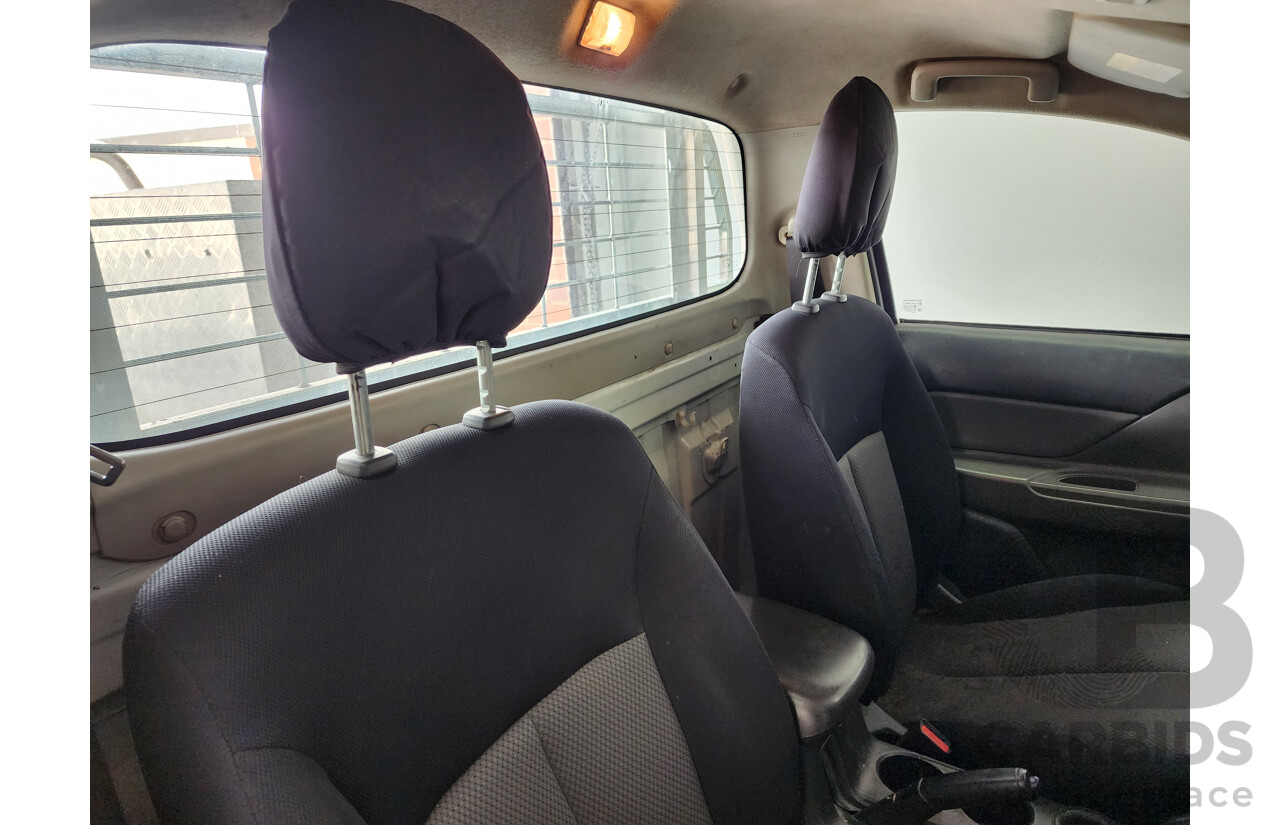 5/2016 Mitsubishi Triton GLX MQ MY16 C/Chas White 2.4L