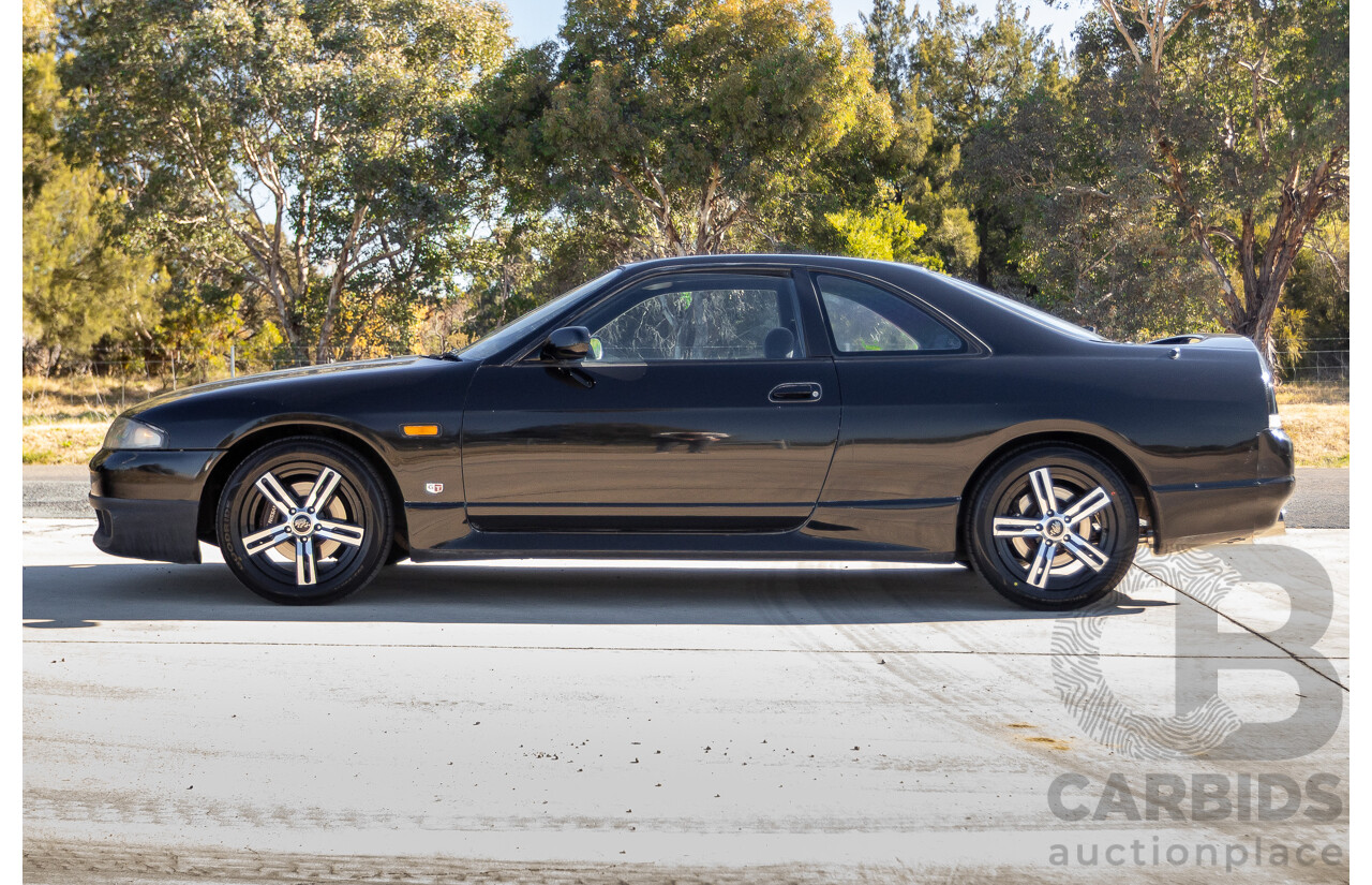1993 - COMP 10/2002 Nissan Skyline R33 GTS25T ECR33 Series 1 2d Coupe KH3 Super Black Turbo 2.5L -  Import
