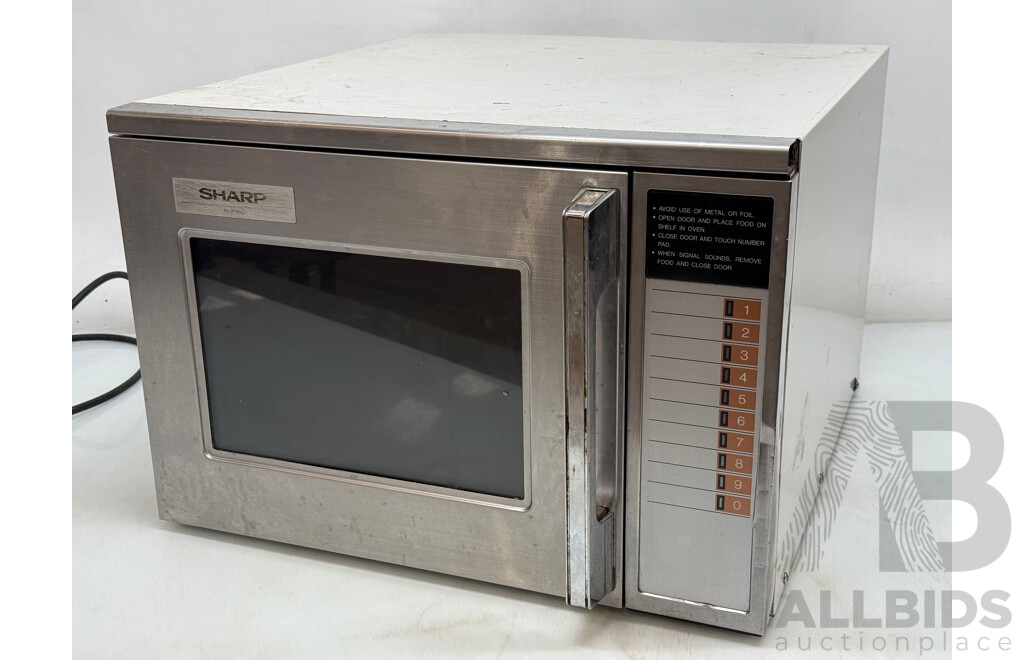 Sharp Commercial Microwave Oven
