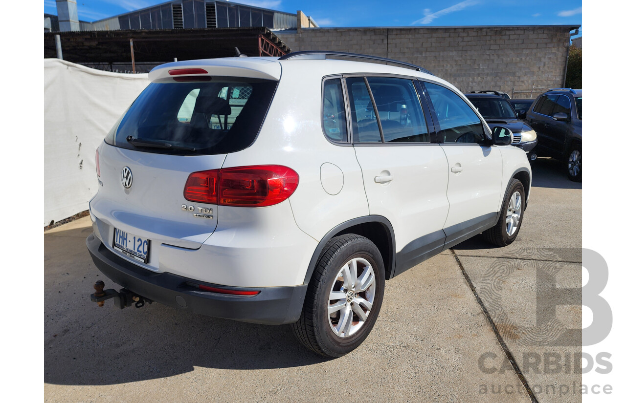 11/2011 Volkswagen Tiguan 103 TDI 5NC MY11 4d Wagon White 2.0L