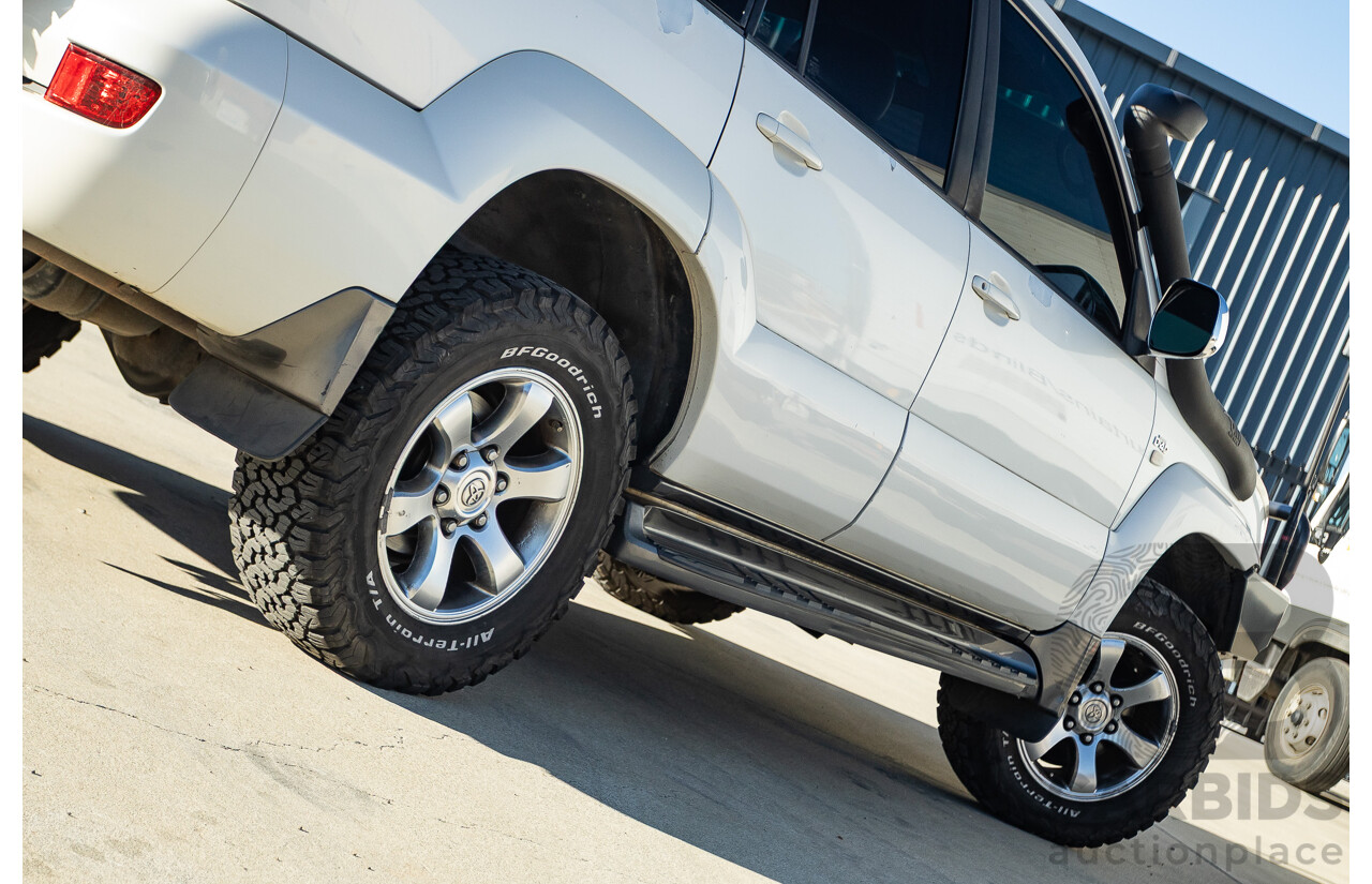 9/2007 Toyota Landcruiser Prado VX (4x4) KDJ120R MY07 4d Wagon White Pearl Turbo Diesel 3.0L - 7 Seats