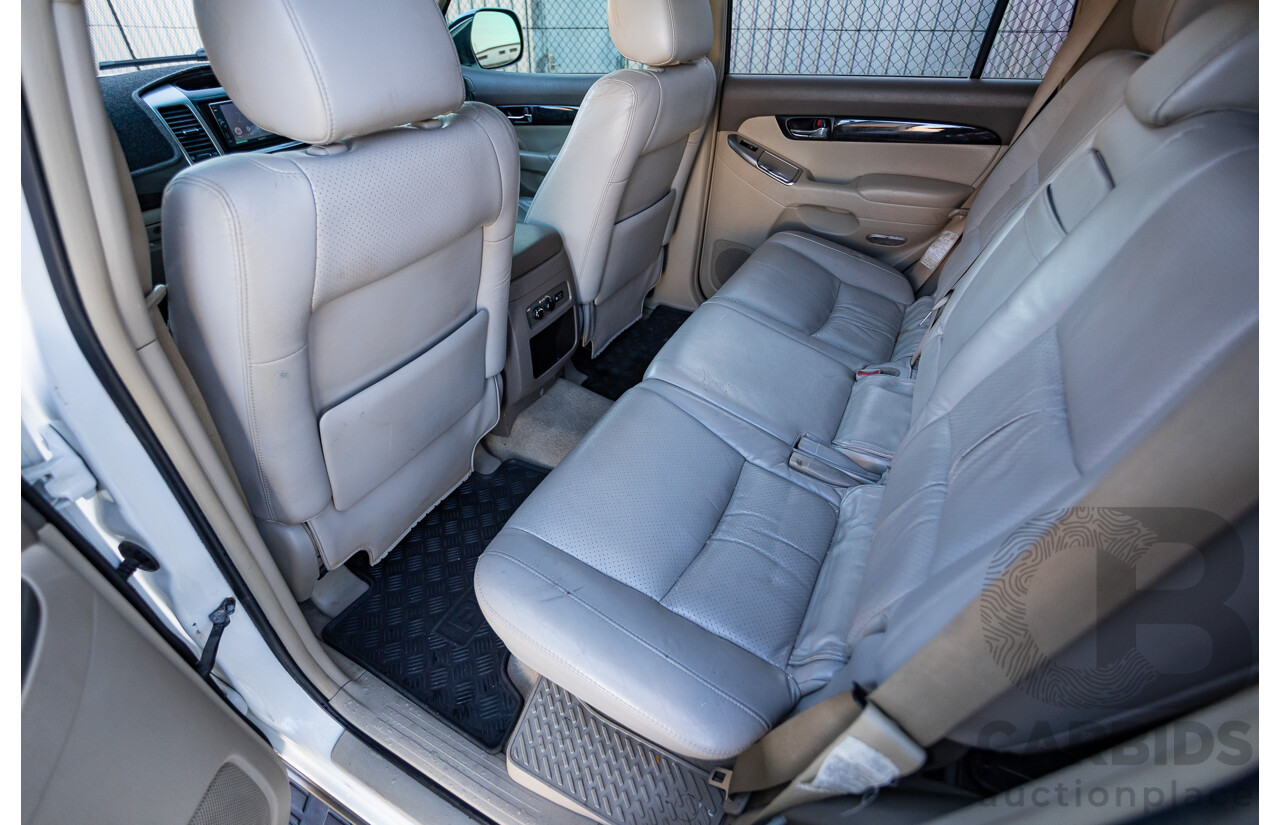 9/2007 Toyota Landcruiser Prado VX (4x4) KDJ120R MY07 4d Wagon White Pearl Turbo Diesel 3.0L - 7 Seats