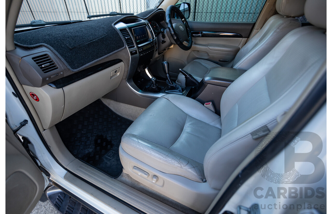 9/2007 Toyota Landcruiser Prado VX (4x4) KDJ120R MY07 4d Wagon White Pearl Turbo Diesel 3.0L - 7 Seats