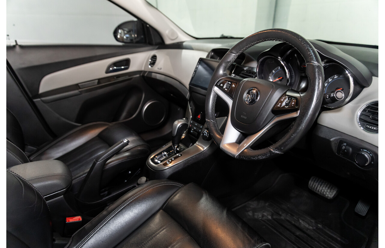 03/2016 Holden Cruze Z-Series (FWD) JH MY16 5d Hatchback Phantom Black 1.8L