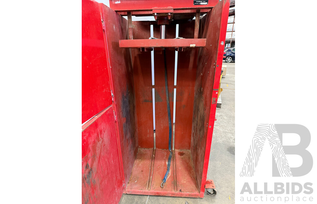 Howard Porter Hydraulic Cardboard Bale Press