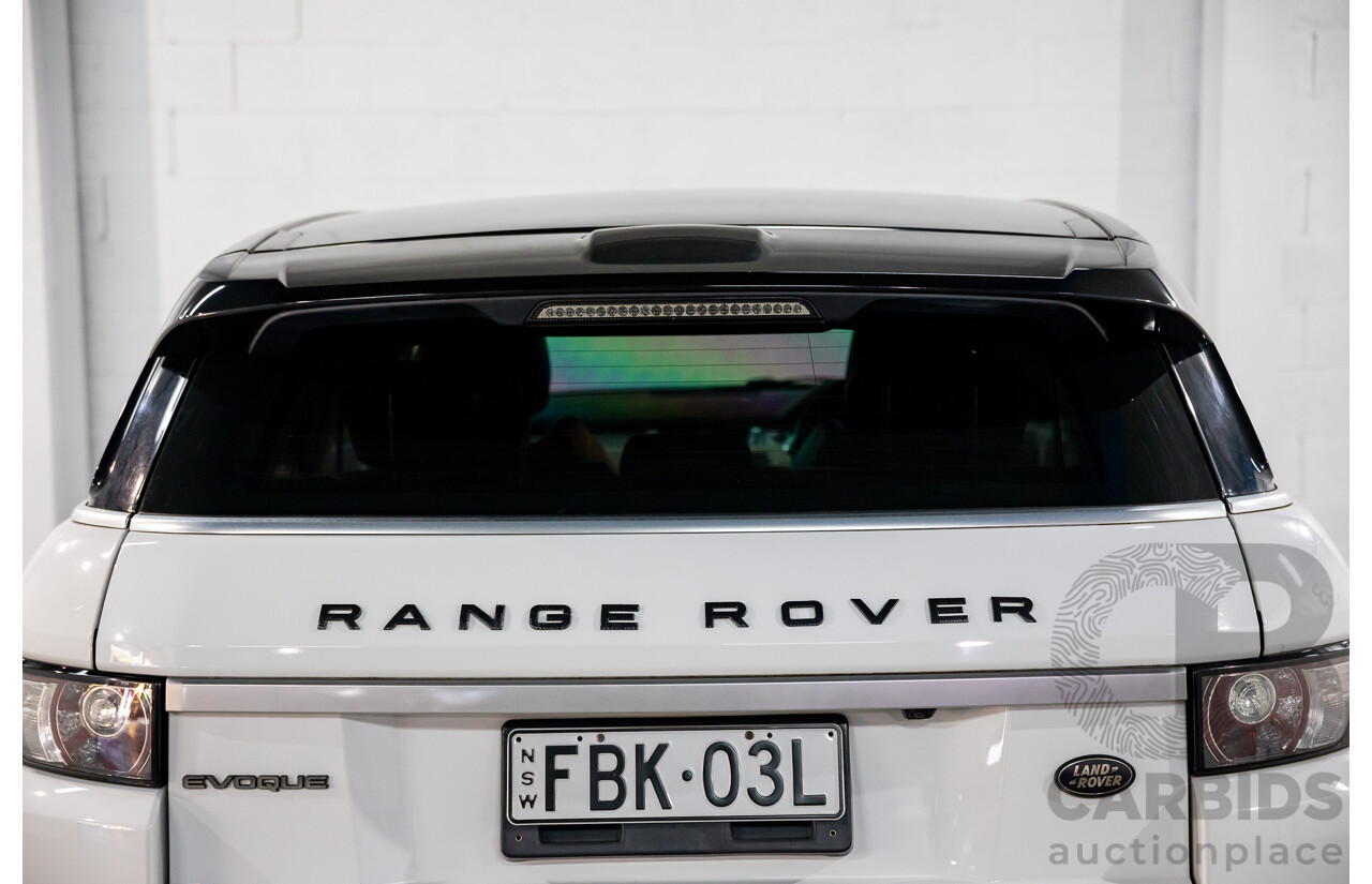 07/2013 Range Rover Evoque Si4 Prestige (AWD) MY13.5 LV 5d Wagon Fuji White/Santorini Black Turbo 2.0L