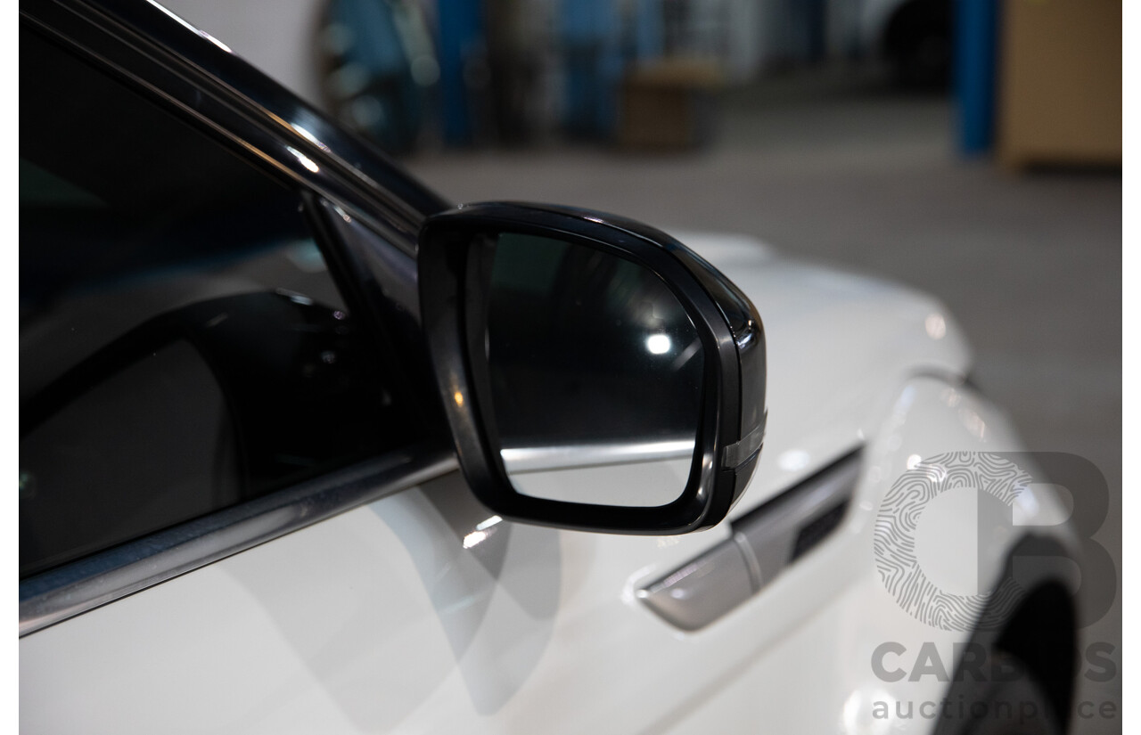 07/2013 Range Rover Evoque Si4 Prestige (AWD) MY13.5 LV 5d Wagon Fuji White/Santorini Black Turbo 2.0L