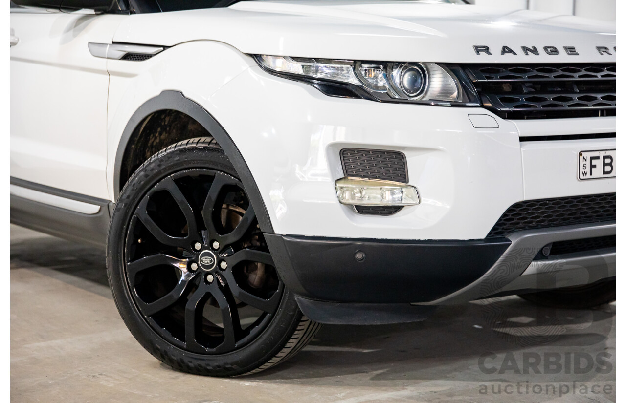 07/2013 Range Rover Evoque Si4 Prestige (AWD) MY13.5 LV 5d Wagon Fuji White/Santorini Black Turbo 2.0L
