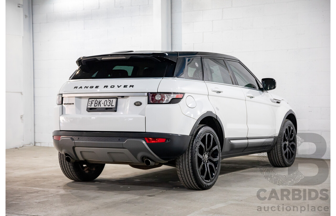 07/2013 Range Rover Evoque Si4 Prestige (AWD) MY13.5 LV 5d Wagon Fuji White/Santorini Black Turbo 2.0L