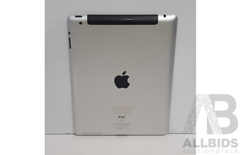 Apple (A1396) 9.7-Inch GSM 32GB iPad 2