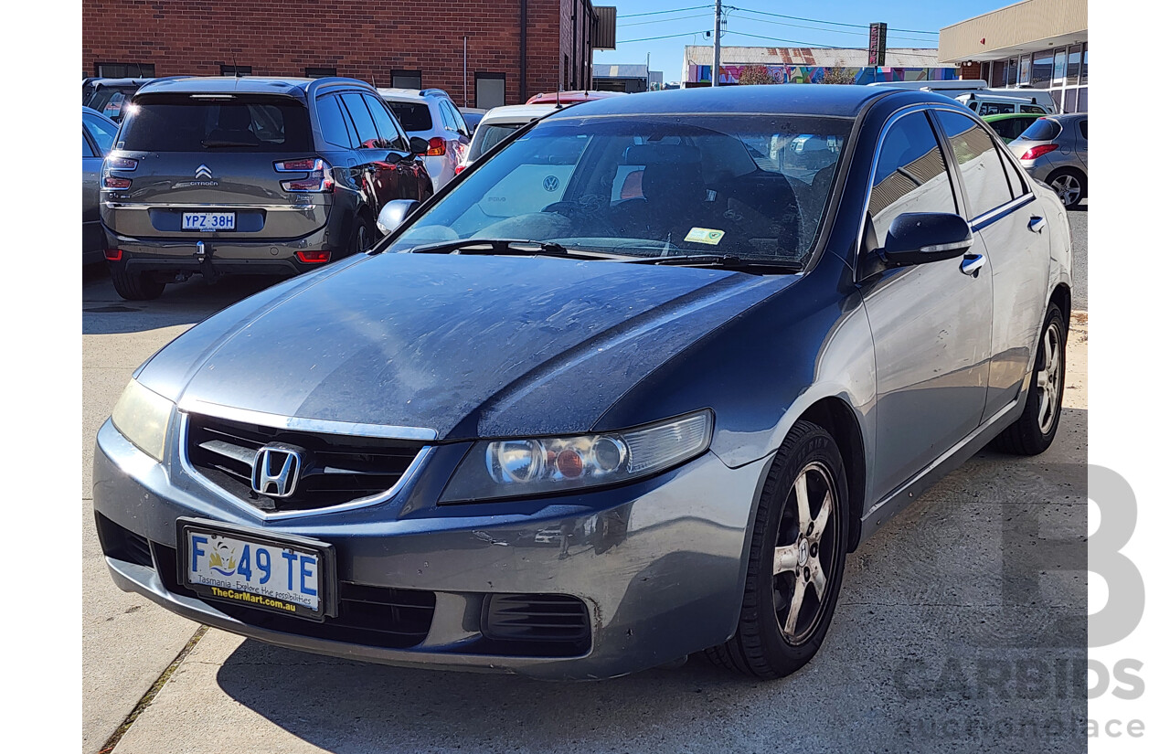 8/2004 Honda Accord EURO  4d Sedan Grey 2.4L