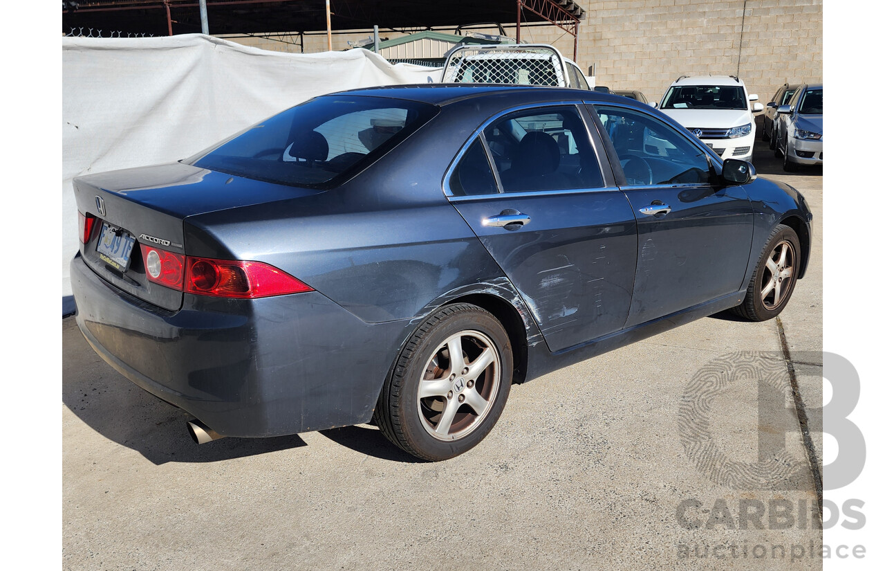 8/2004 Honda Accord EURO  4d Sedan Grey 2.4L