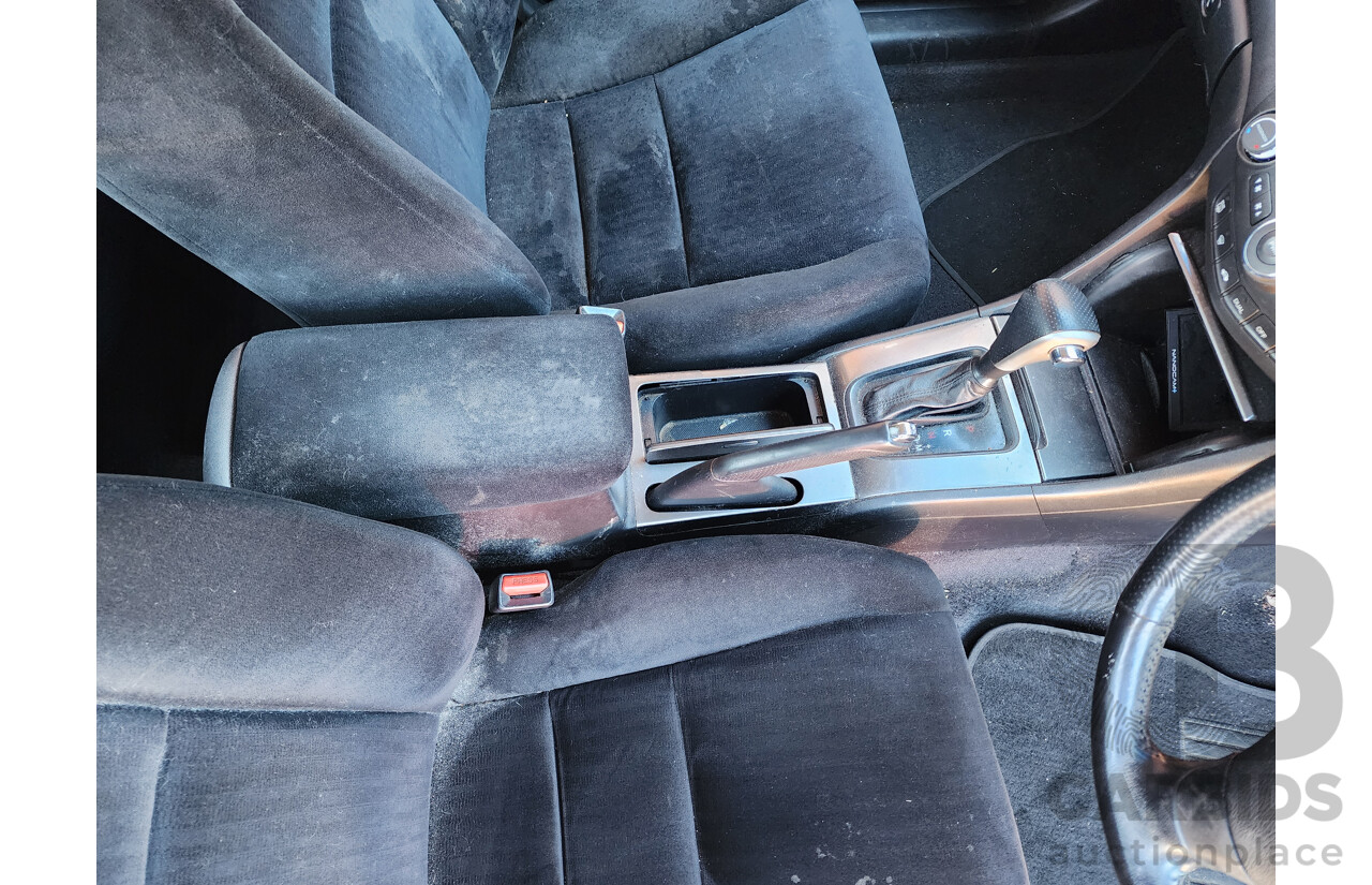 8/2004 Honda Accord EURO  4d Sedan Grey 2.4L