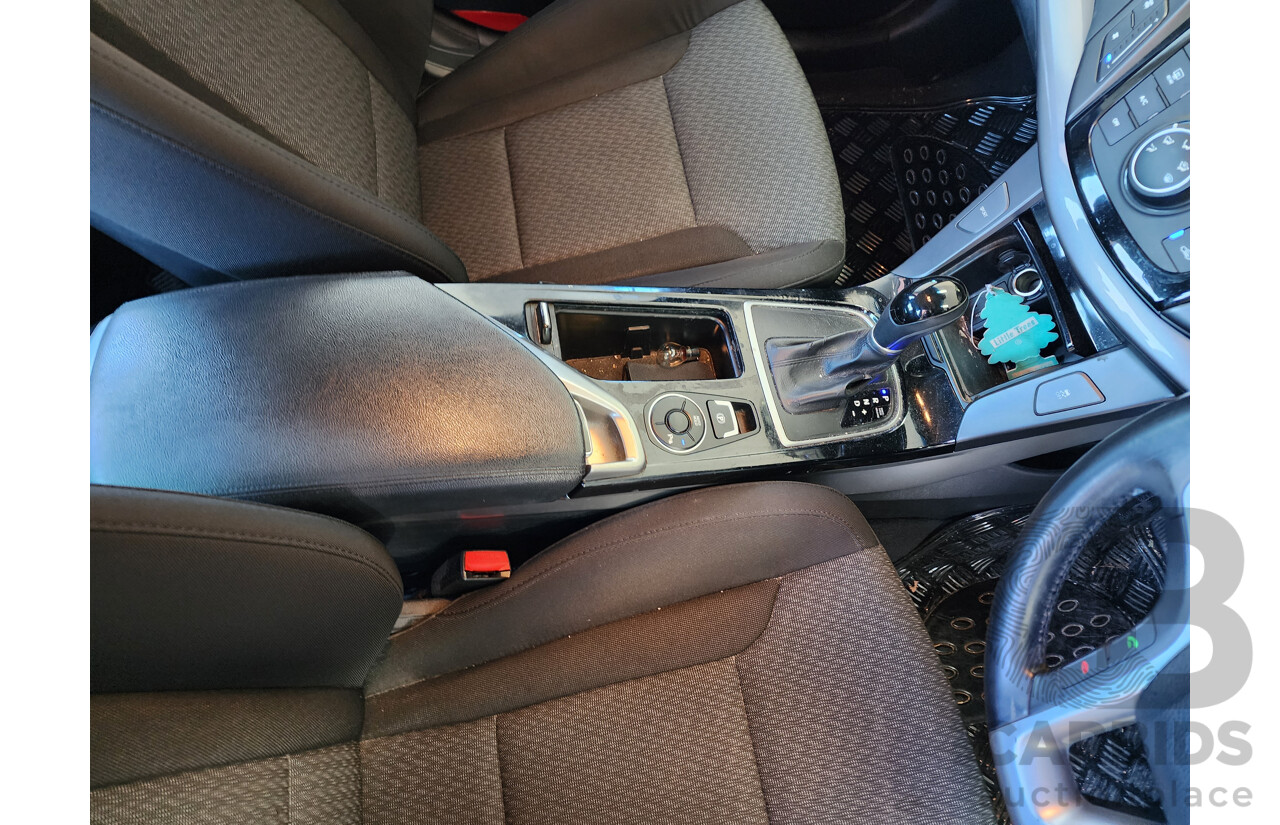 4/2013 Hyundai i40 Active VF 2 4d Sedan Silver 2.0L