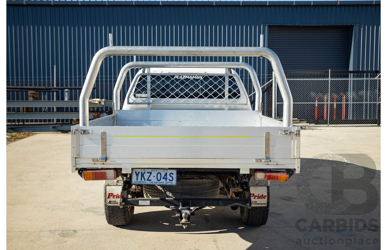 4/2012 Toyota Hilux SR5 (4x4) KUN26R MY12 Dual Cab P/Up White Turbo Diesel  3.0L