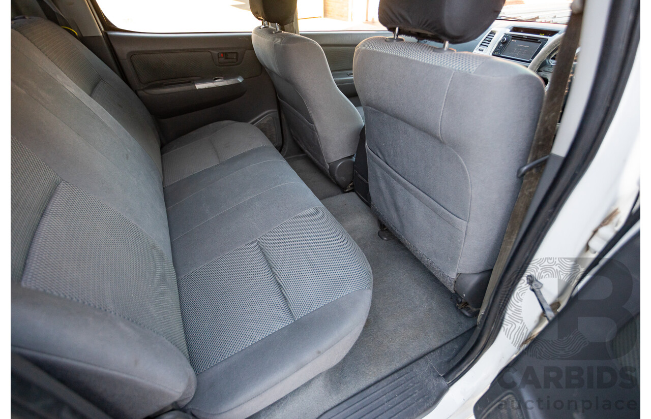 4/2012 Toyota Hilux SR5 (4x4) KUN26R MY12 Dual Cab P/Up White Turbo Diesel  3.0L