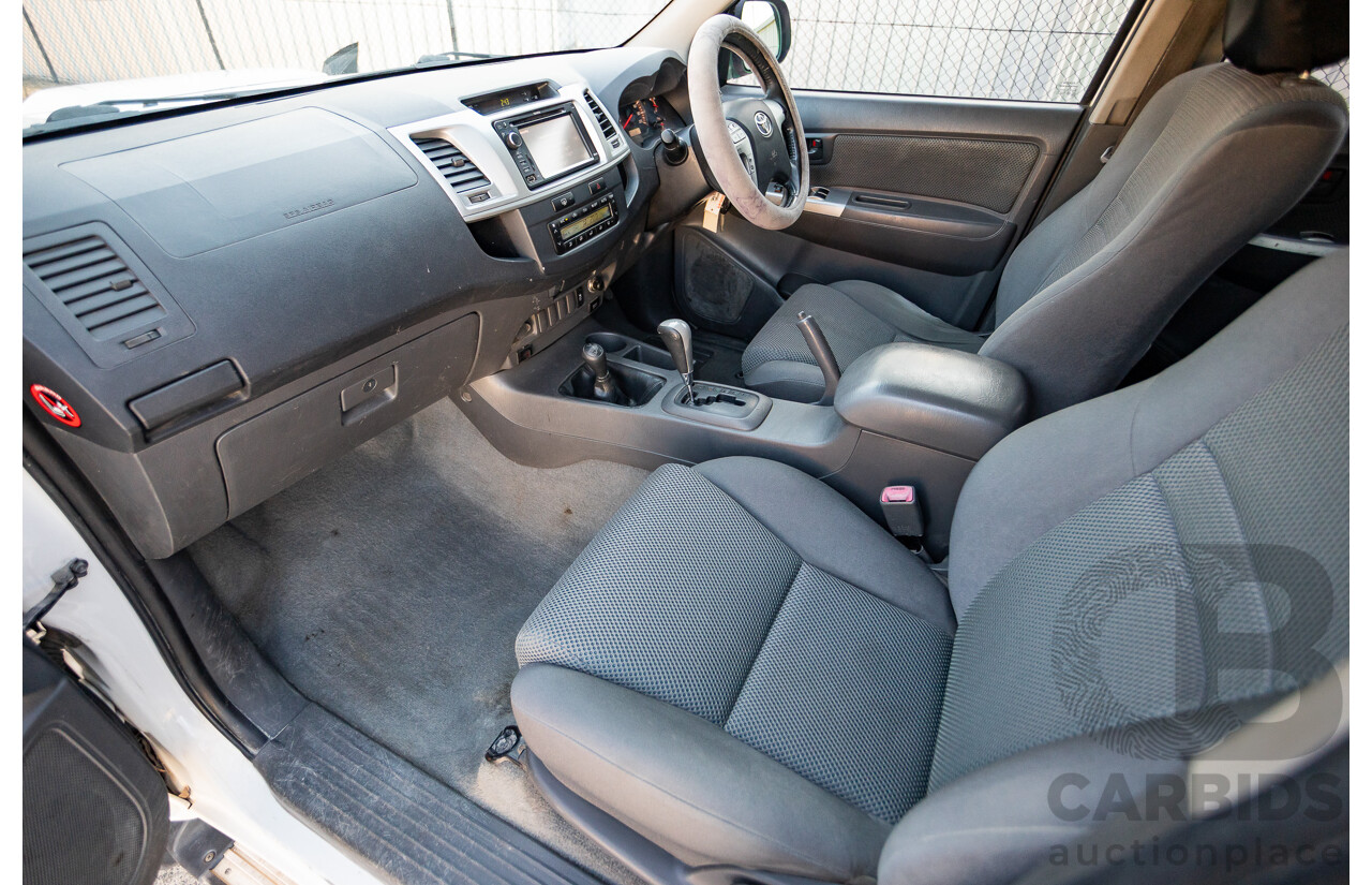 4/2012 Toyota Hilux SR5 (4x4) KUN26R MY12 Dual Cab P/Up White Turbo Diesel  3.0L