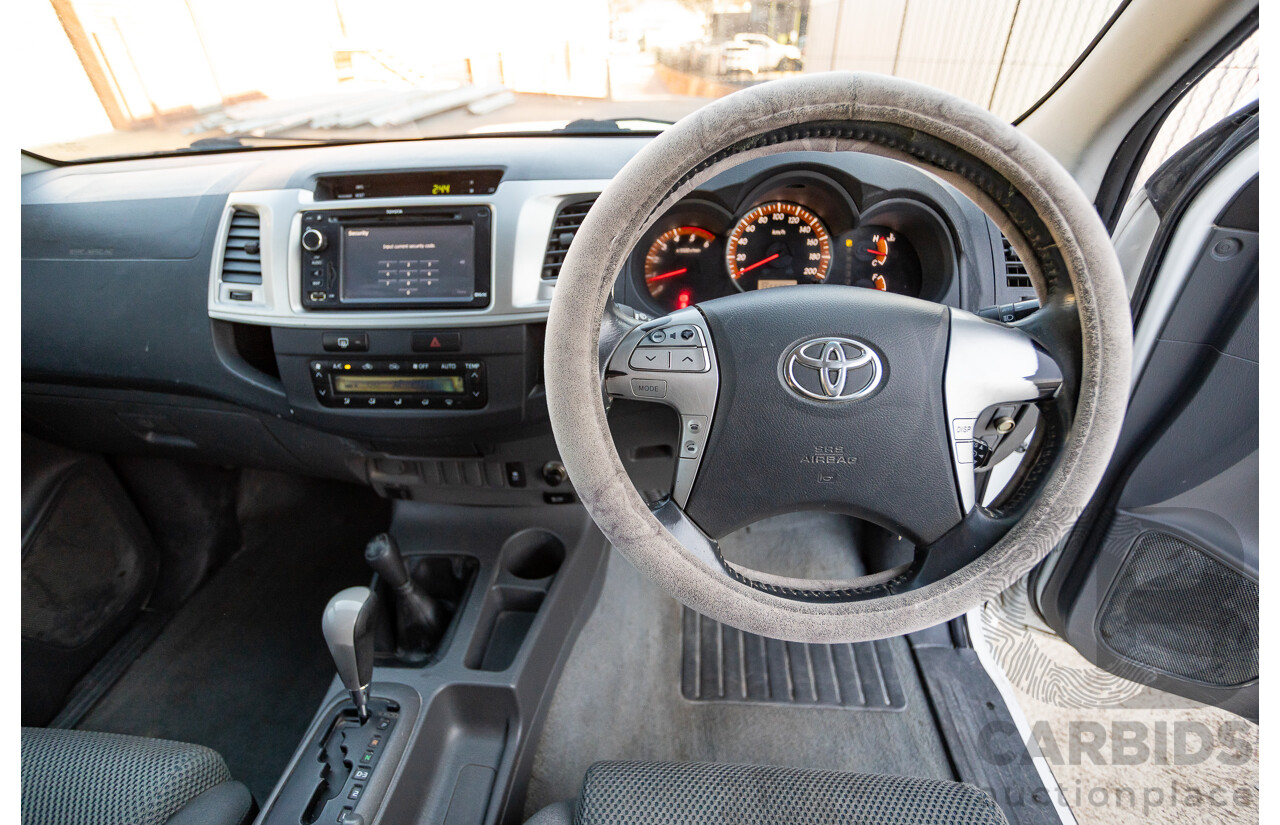 4/2012 Toyota Hilux SR5 (4x4) KUN26R MY12 Dual Cab P/Up White Turbo Diesel  3.0L