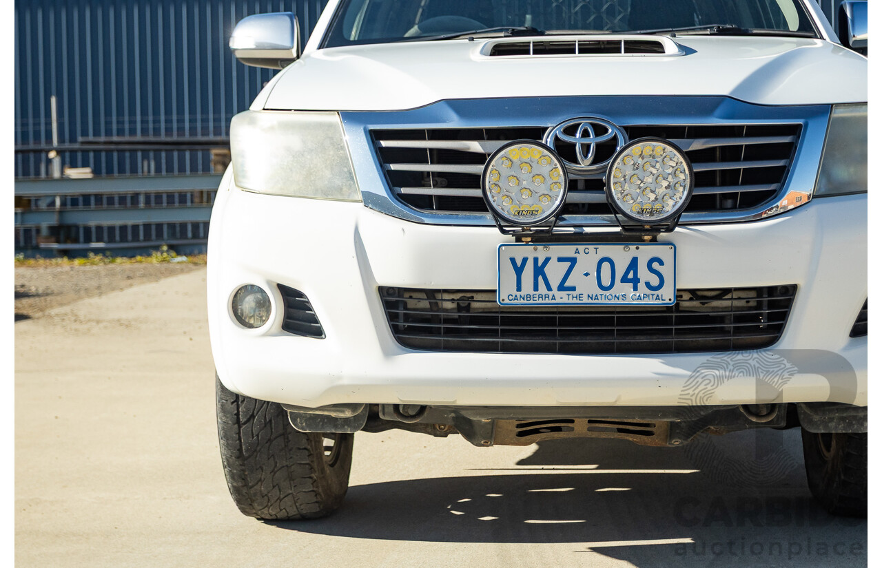 4/2012 Toyota Hilux SR5 (4x4) KUN26R MY12 Dual Cab P/Up White Turbo Diesel  3.0L
