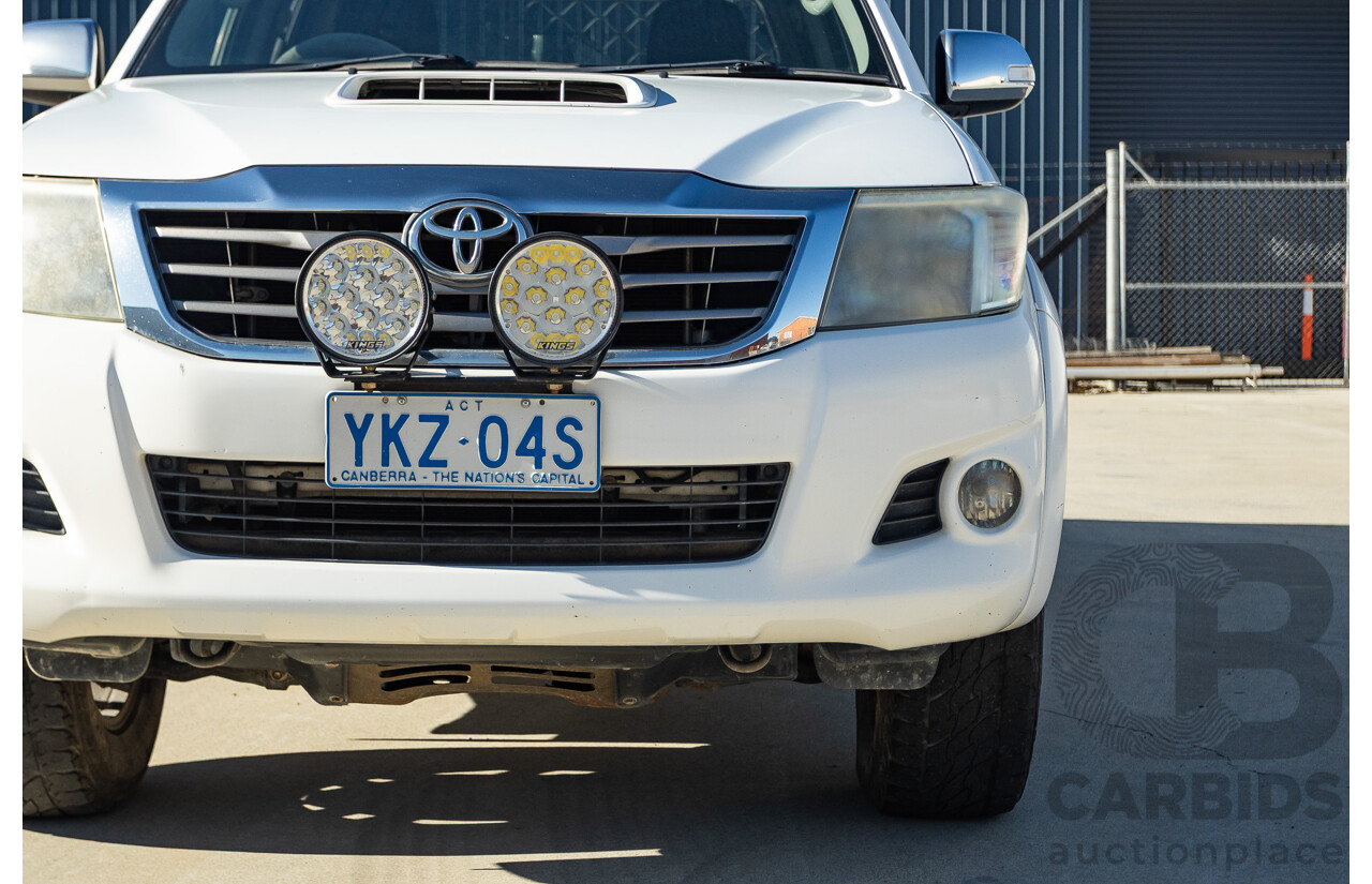 4/2012 Toyota Hilux SR5 (4x4) KUN26R MY12 Dual Cab P/Up White Turbo Diesel  3.0L
