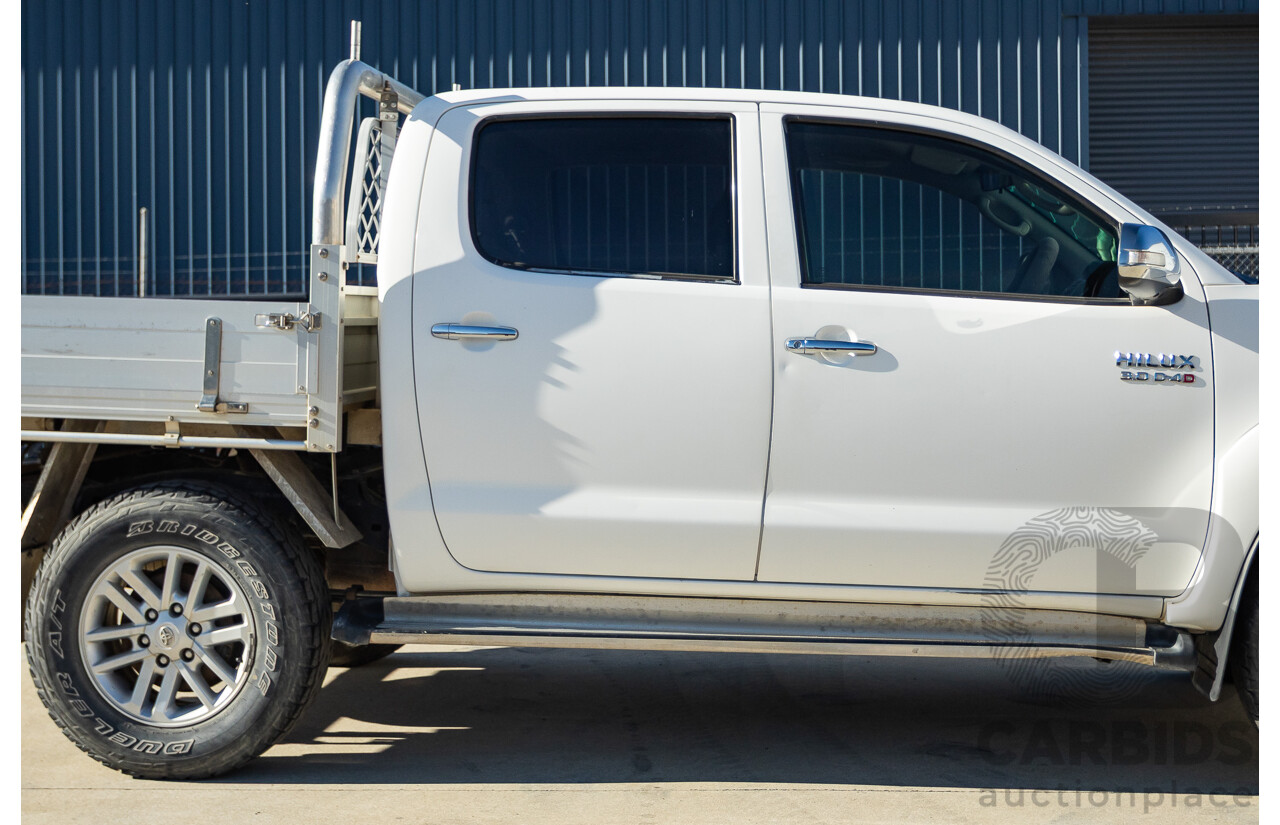 4/2012 Toyota Hilux SR5 (4x4) KUN26R MY12 Dual Cab P/Up White Turbo Diesel  3.0L