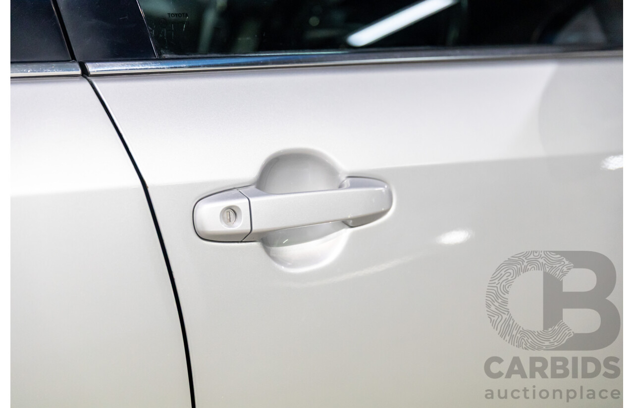 6/2014 Toyota Aurion AT-X GSV50R 4d Sedan Silver Pearl V6 3.5L