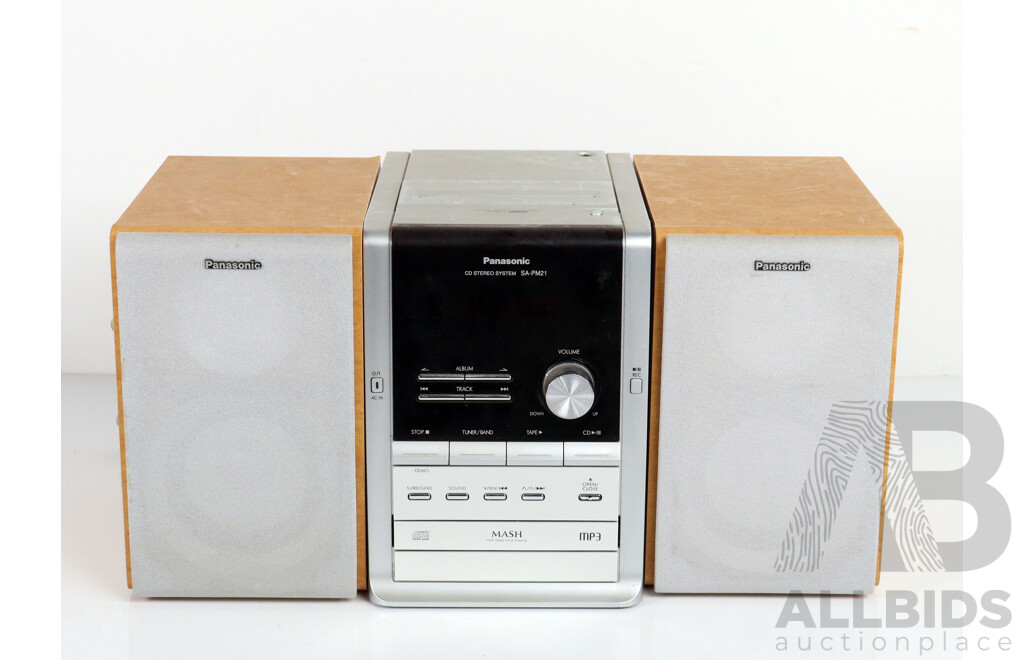 Panasonic CD Stereo System SA PM21 with Two Matching Speakers