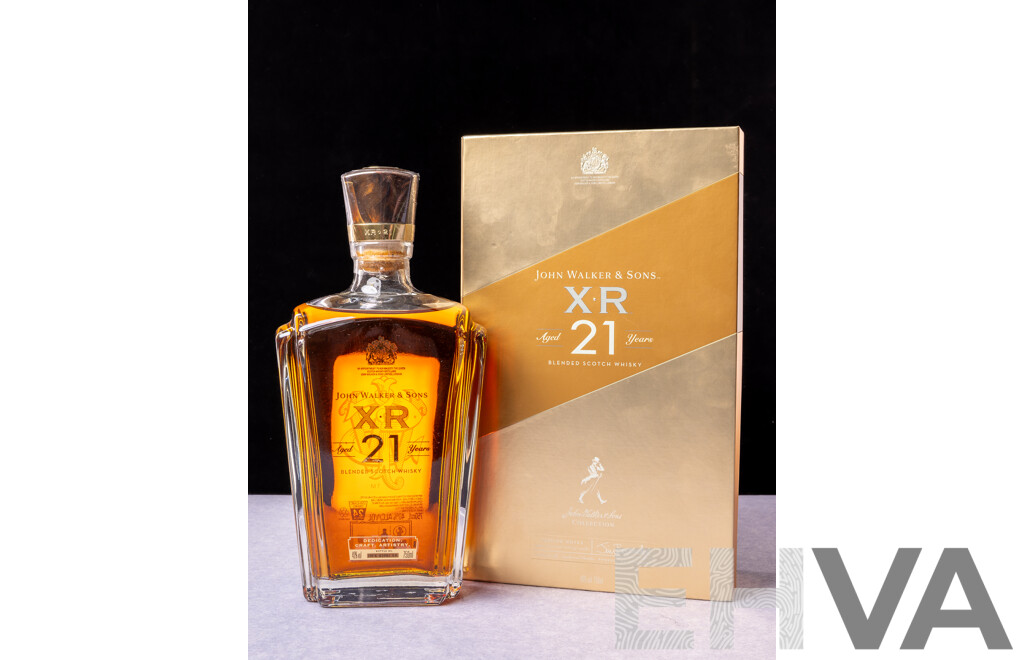 Johnnie Walker & Sons XR 21 Blended Scotch Whisky in Presentation Box