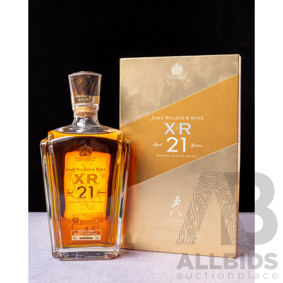 Johnnie Walker & Sons XR 21 Blended Scotch Whisky in Presentation Box
