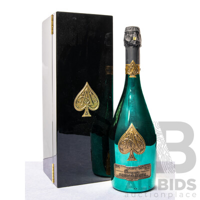 Armand De Brignac Ace Champange Vintage 2014 in Lined Presentaion Case