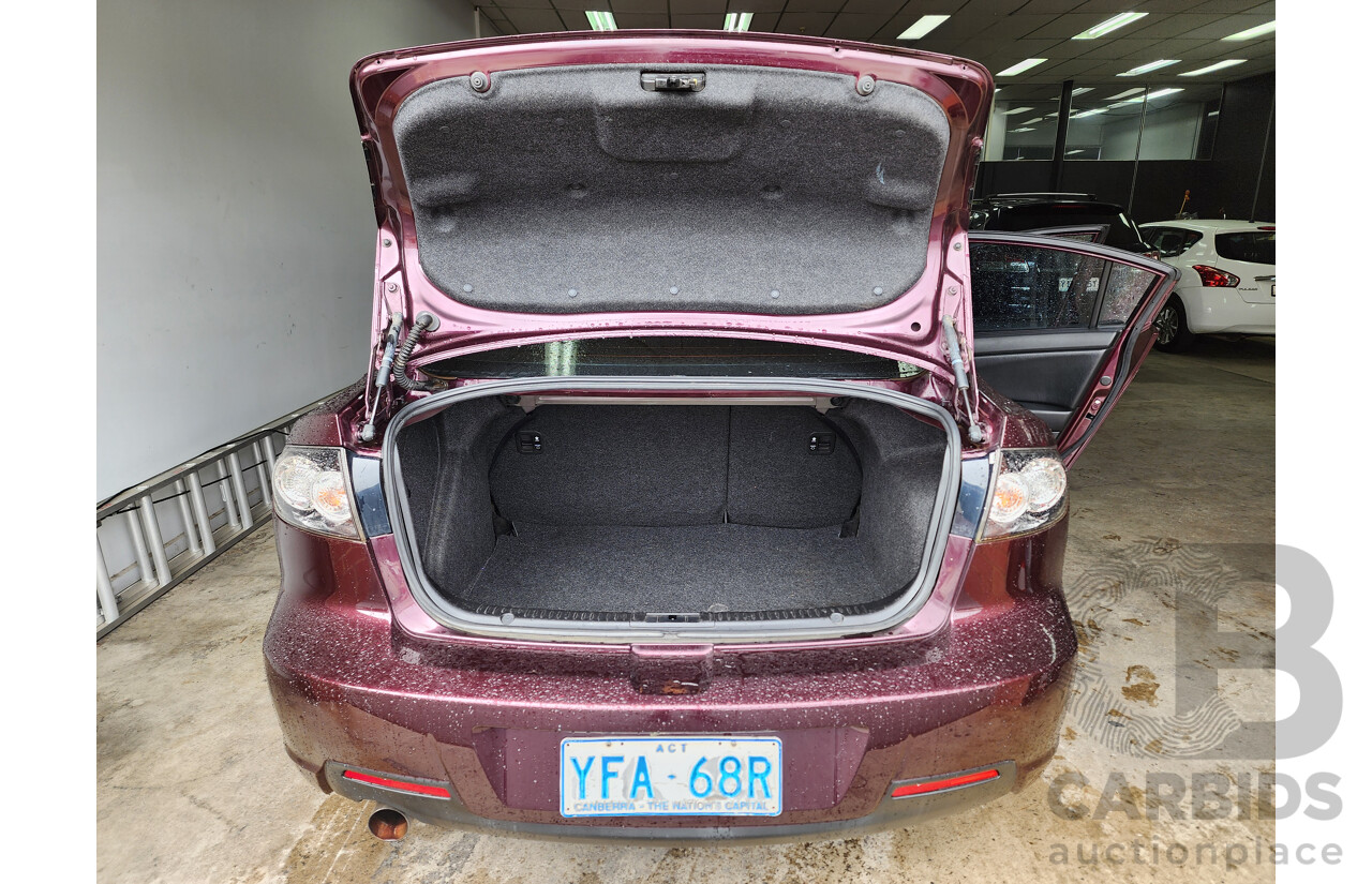 7/2007 Mazda Mazda3 SP23 BK MY06 UPGRADE 4d Sedan Purple 2.3L