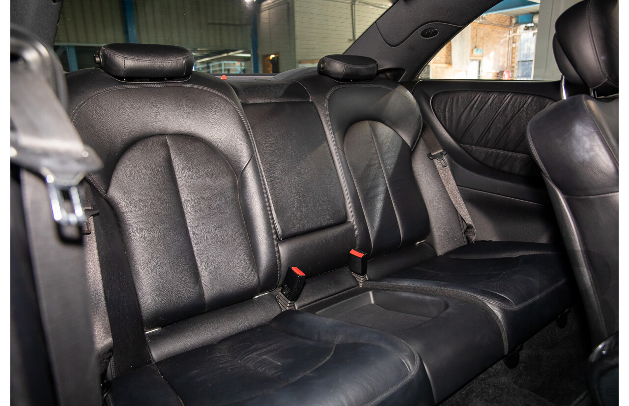 12/2005 Mercedes-Benz CLK350 Elegance C209 MY06 2d Coupe Iridium Silver Metallic V6 3.5L