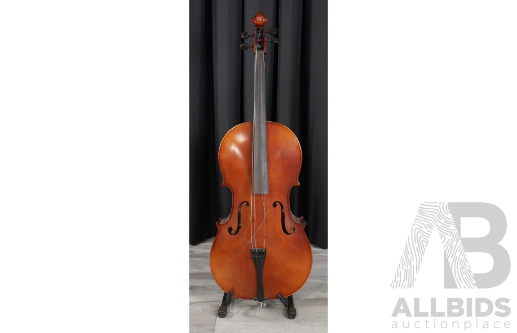 Three Quarter Cello in Soft Case