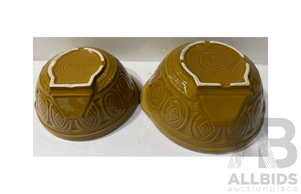 Collection Two Large Mixing Bowls Along WithSelection Glass Ware