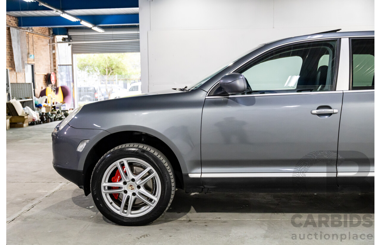 1/2004 Porsche Cayenne S 4d Wagon Titanium Silver Metallic V8 4.5L