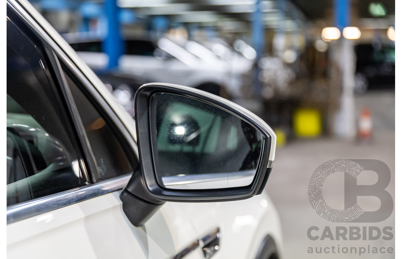 03/2019 Volkswagen Tiguan R-Line 162 TSI Highline (AWD) 5NA MY19.5 4d Wagon Pure White Turbo 2.0L