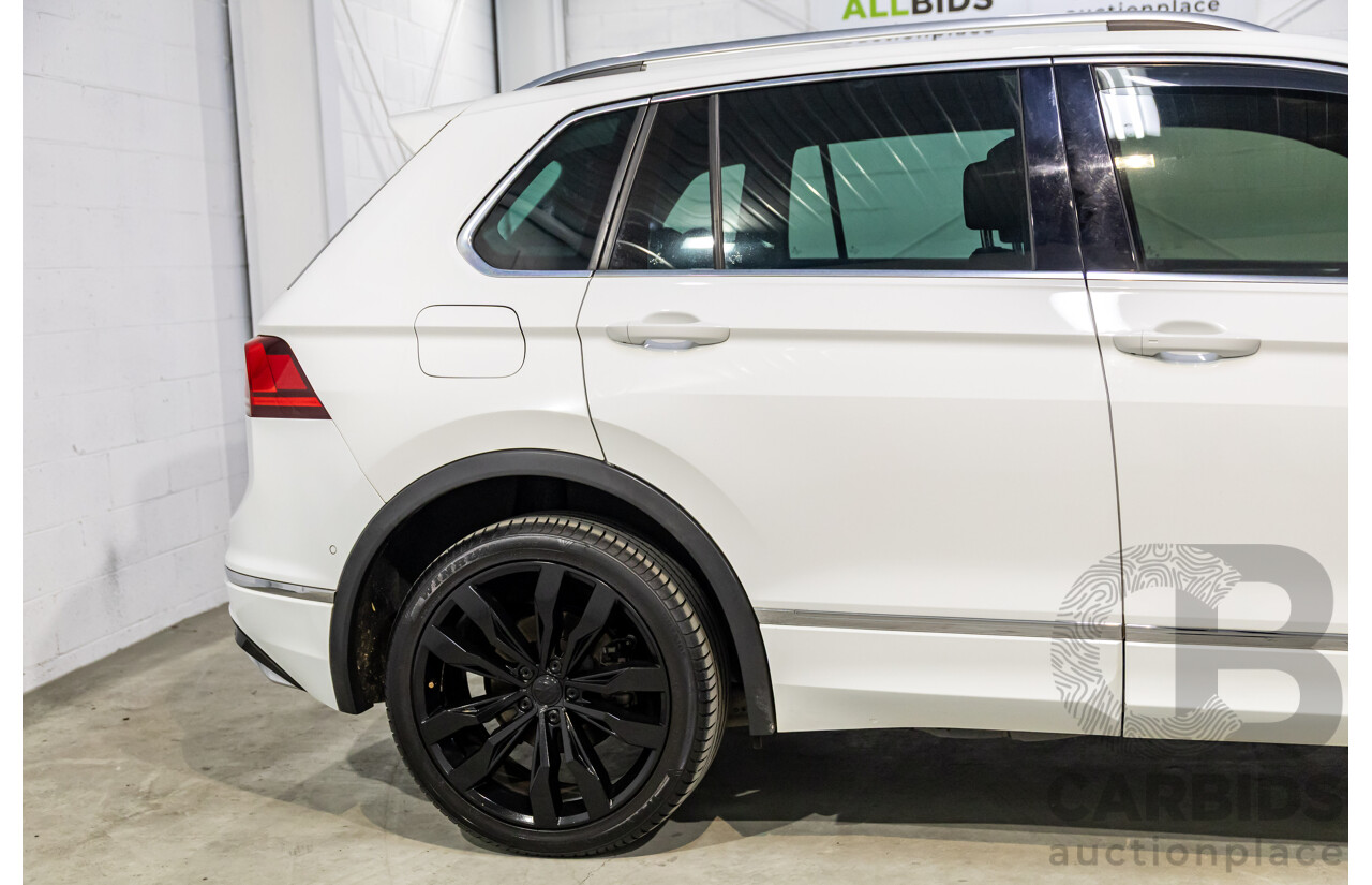 03/2019 Volkswagen Tiguan R-Line 162 TSI Highline (AWD) 5NA MY19.5 4d Wagon Pure White Turbo 2.0L