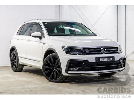 03/2019 Volkswagen Tiguan R-Line 162 TSI Highline (AWD) 5NA MY19.5 4d Wagon Pure White Turbo 2.0L