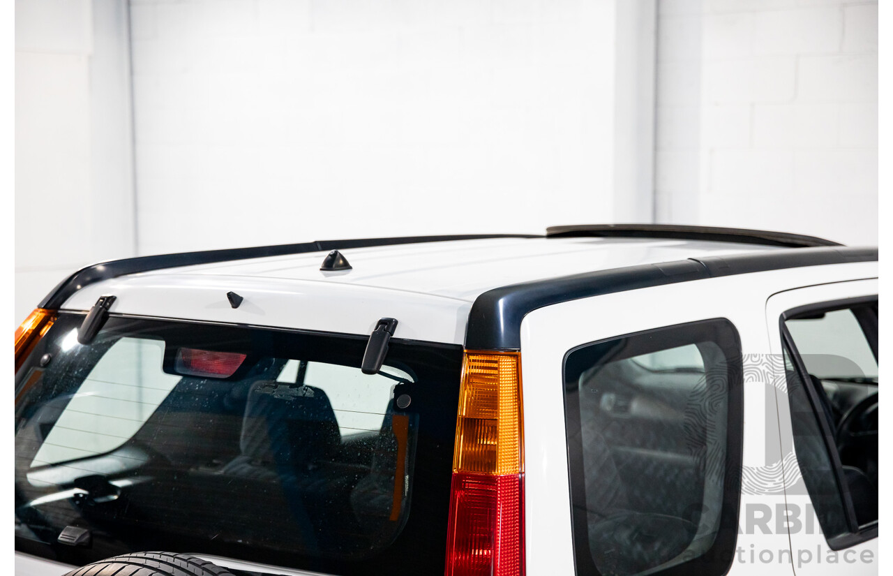 3/2002 Honda CRV (4x4) Sport MY02 4d Wagon Taffeta White 2.4L