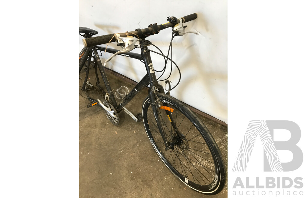Focus Arriba Road Bike Frame with Tyres