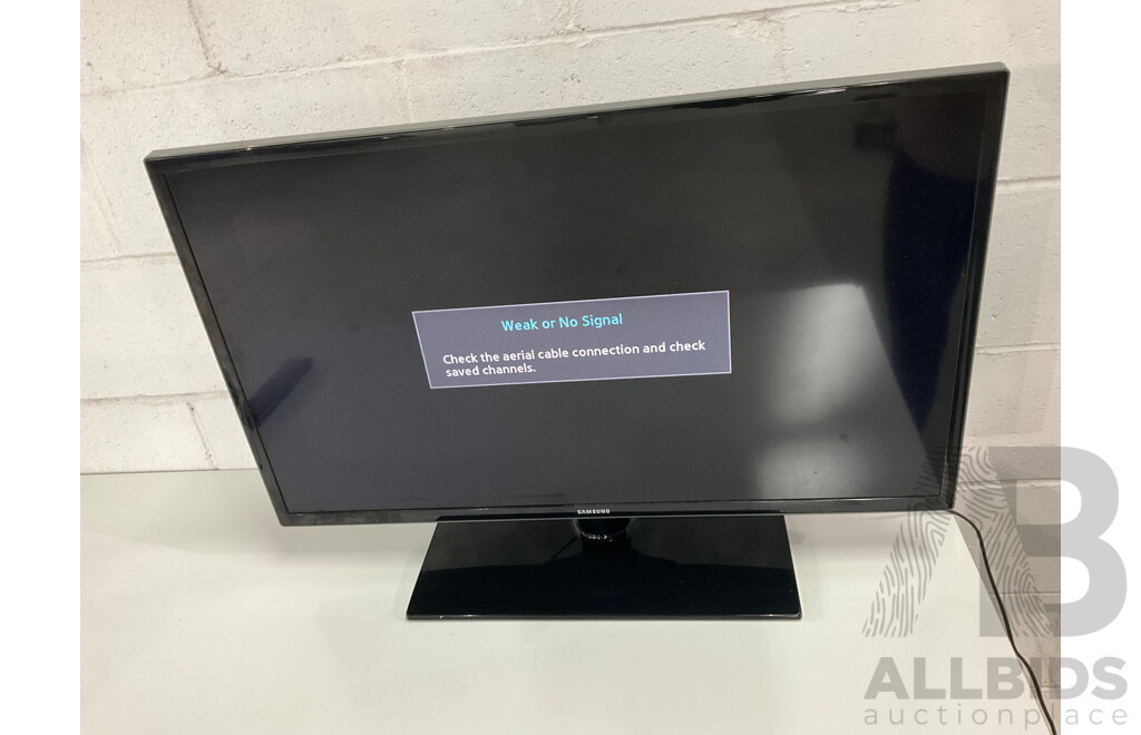SAMSUNG 32 Inch LED LCD HD TV (UA32F4000AM) with Remote, LG 22 INCH FULL HD LED LCD Monitor TV with Remote , Assorted Remote Controls and Cables - Lot of 2
