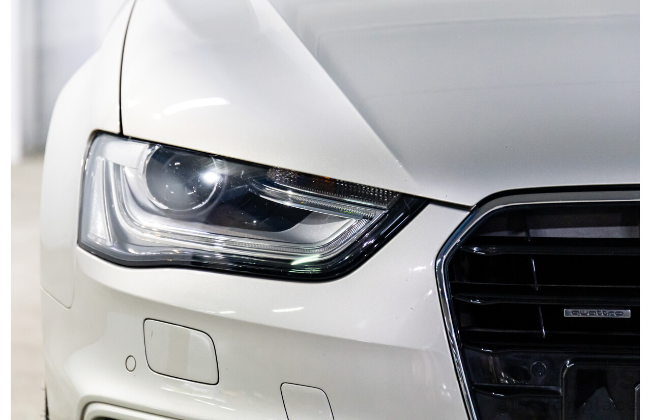 6/2015 Audi A4 2.0 TFSI Ambition Quattro B8 (8K) MY15 4d Sedan Cuvee Silver Metallic Turbo 2.0L