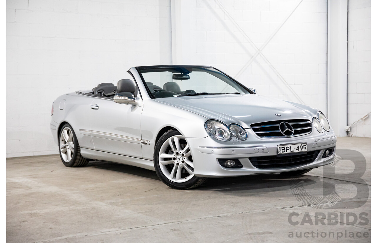 11/2005 Mercedes-Benz CLK350 Avantgarde C209 MY06 2d Cabriolet Bright Silver Metallic V6 3.5L