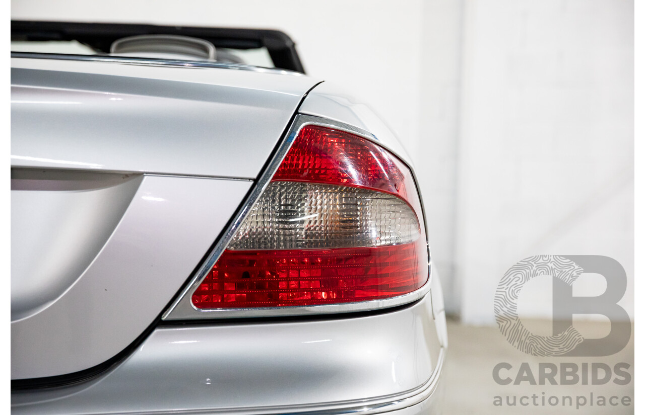 11/2005 Mercedes-Benz CLK350 Avantgarde C209 MY06 2d Cabriolet Bright Silver Metallic V6 3.5L