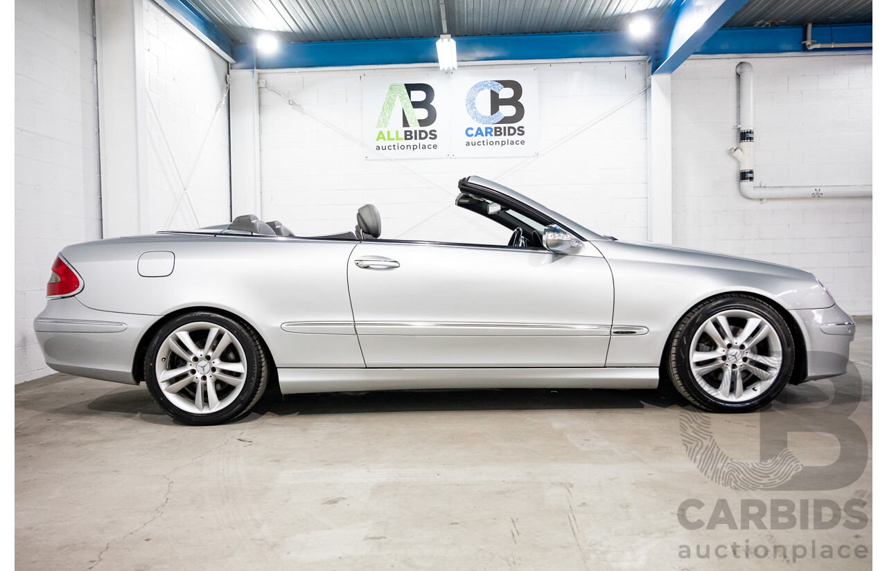 11/2005 Mercedes-Benz CLK350 Avantgarde C209 MY06 2d Cabriolet Bright Silver Metallic V6 3.5L