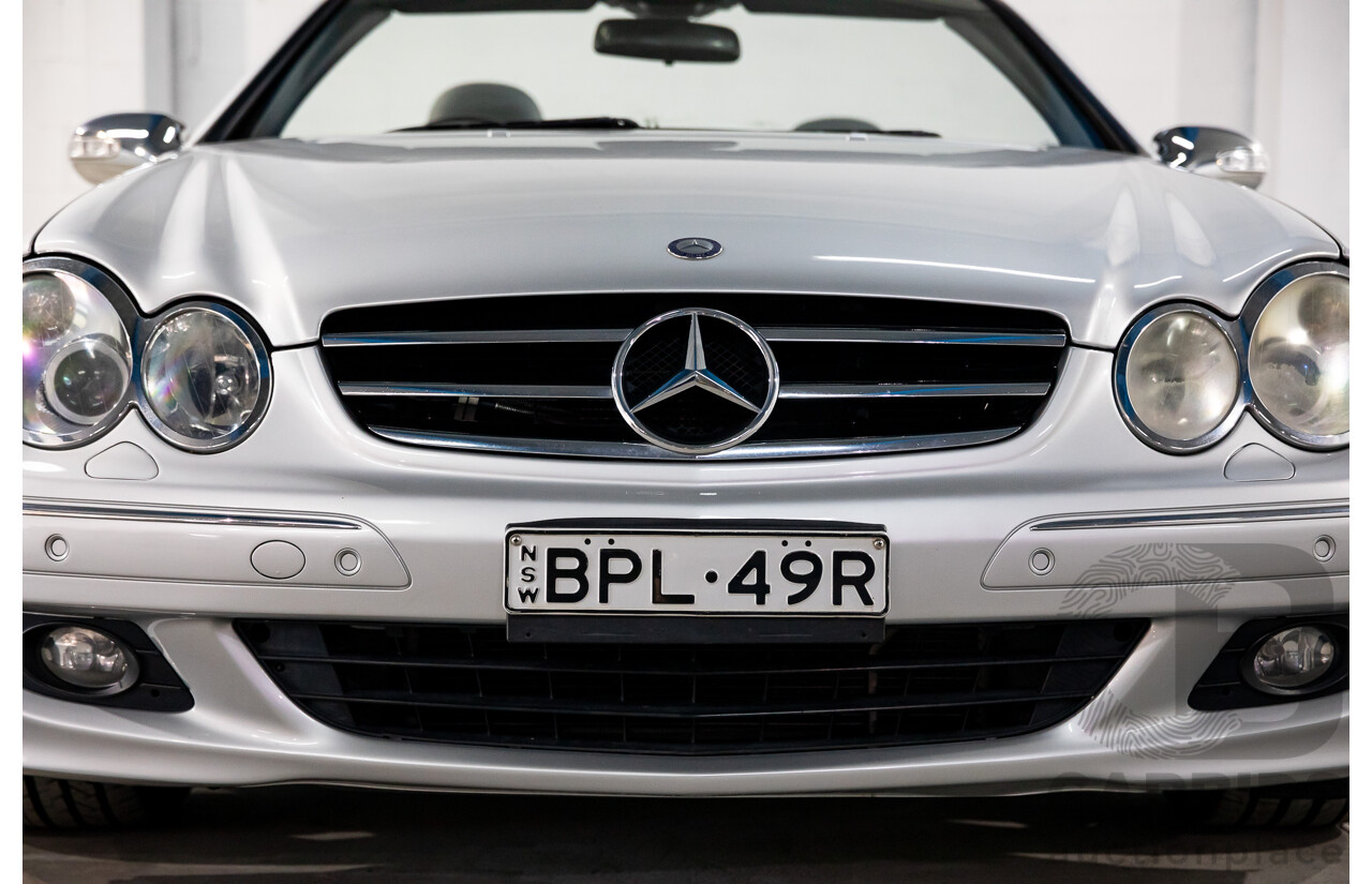 11/2005 Mercedes-Benz CLK350 Avantgarde C209 MY06 2d Cabriolet Bright Silver Metallic V6 3.5L