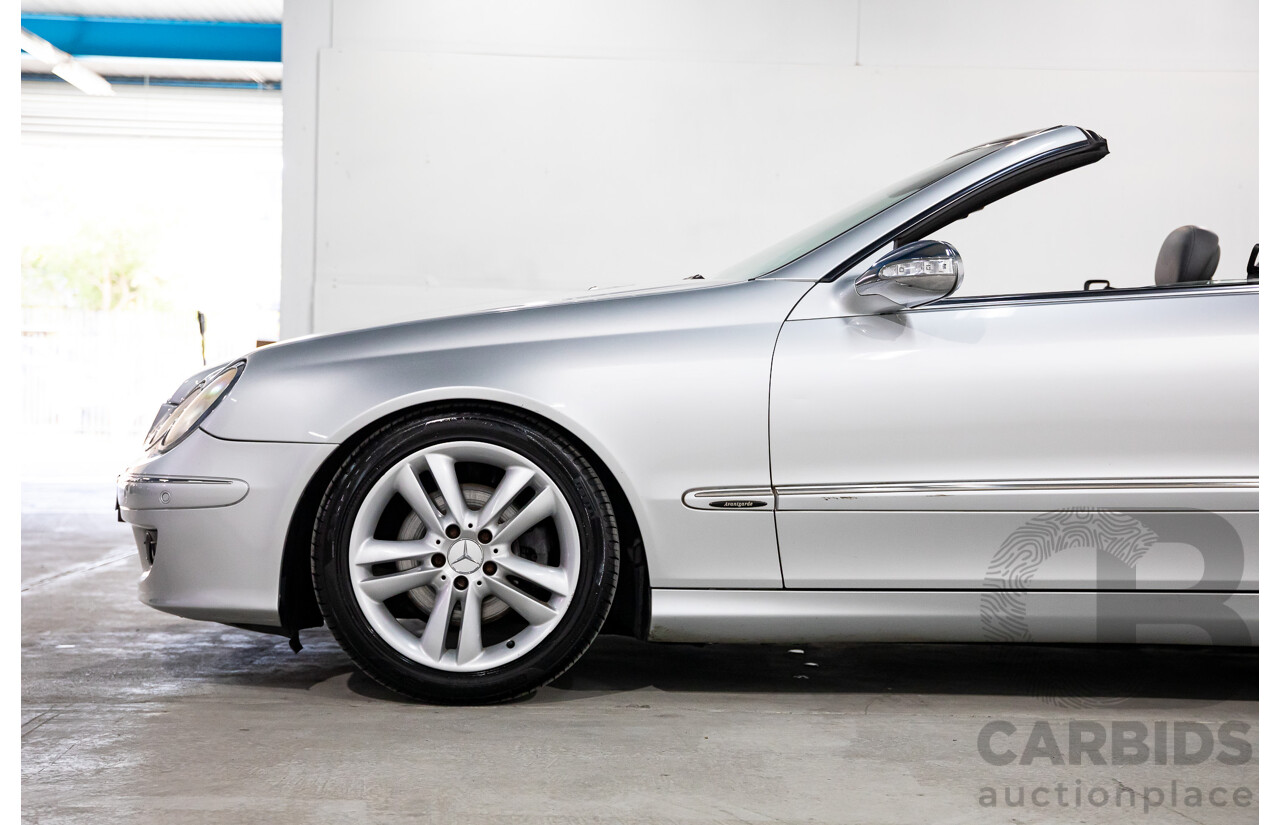11/2005 Mercedes-Benz CLK350 Avantgarde C209 MY06 2d Cabriolet Bright Silver Metallic V6 3.5L
