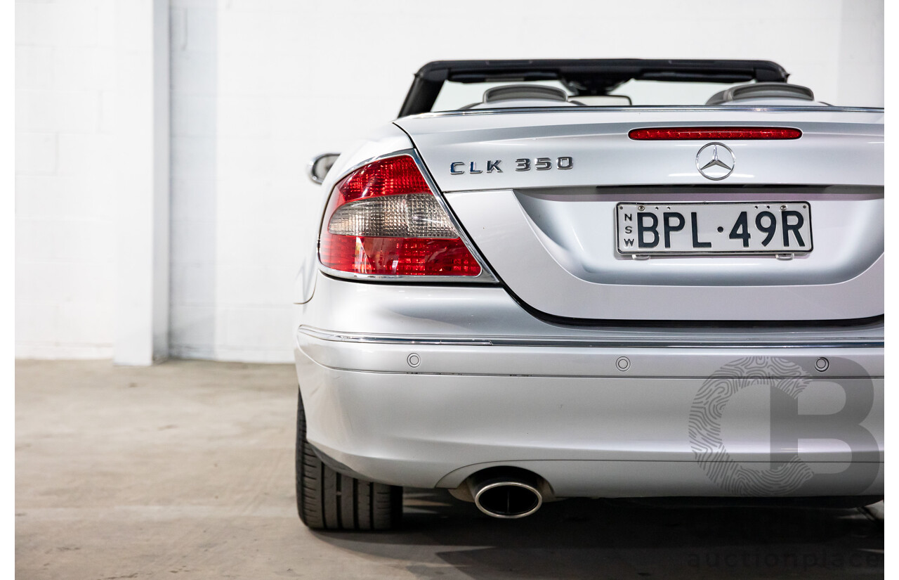 11/2005 Mercedes-Benz CLK350 Avantgarde C209 MY06 2d Cabriolet Bright Silver Metallic V6 3.5L