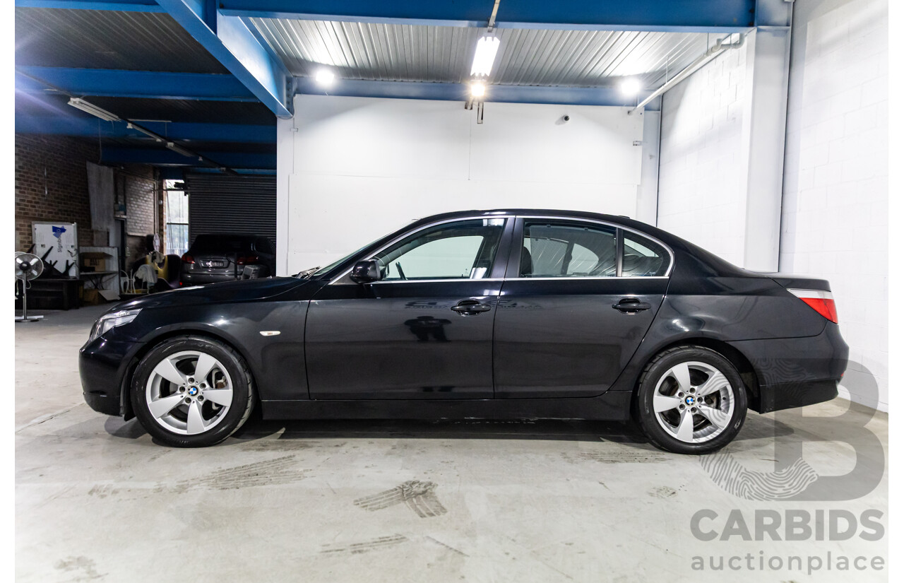 10/2005 BMW 530i E60 4d Sedan Sapphire Black Metallic 3.0L