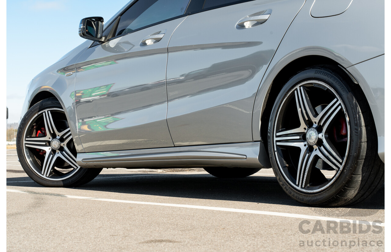 01/2015 Mercedes Benz CLA 250 Sport 4matic (AWD) 117 MY15 4d Coupe Polar Silver Metallic Turbo 2.0L